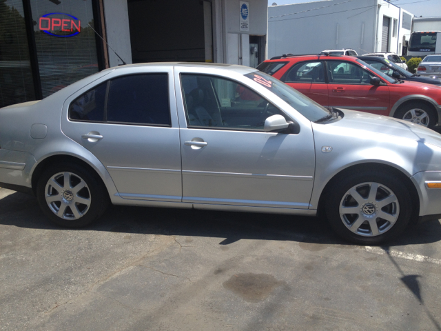 Volkswagen Jetta 2002 photo 2