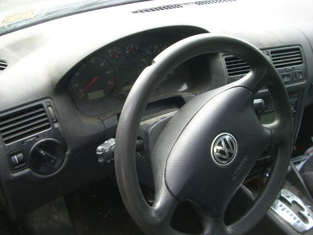 Volkswagen Jetta 2002 photo 2