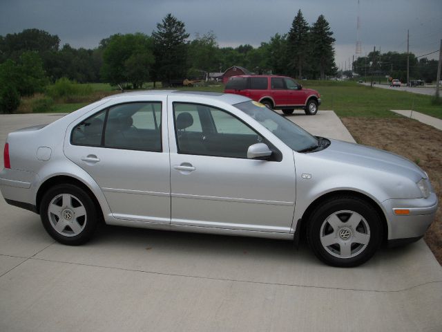 Volkswagen Jetta 2002 photo 1