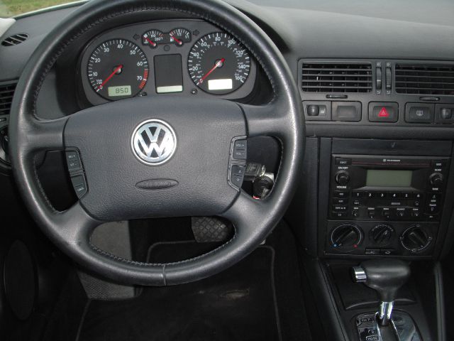 Volkswagen Jetta 2002 photo 3