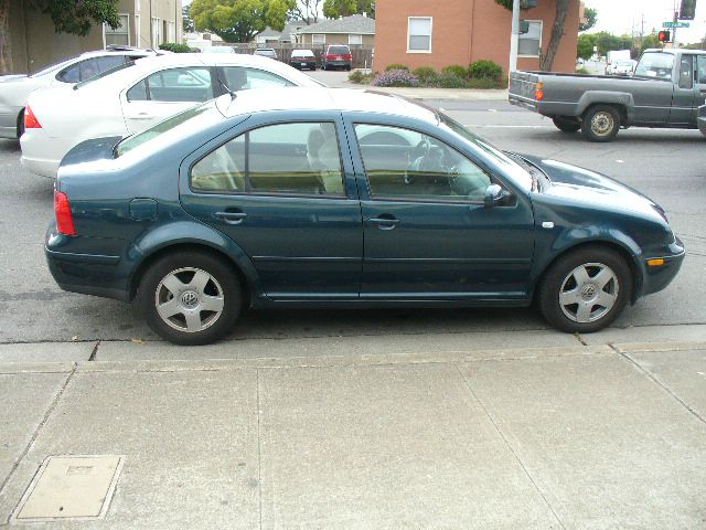 Volkswagen Jetta 2002 photo 1
