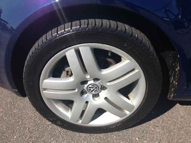 Volkswagen Jetta King Cab 4WD Sedan