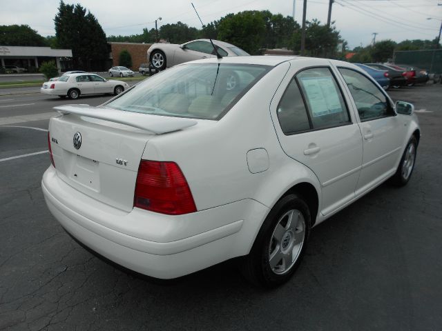 Volkswagen Jetta 2002 photo 12