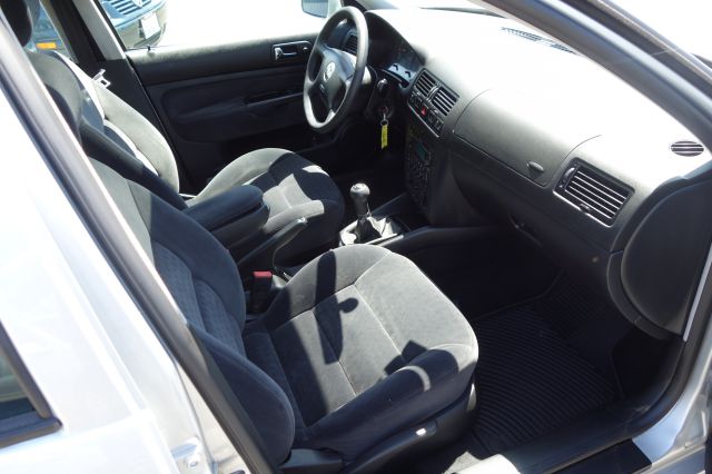 Volkswagen Jetta 2003 photo 14