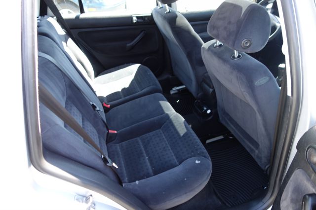 Volkswagen Jetta 2003 photo 6