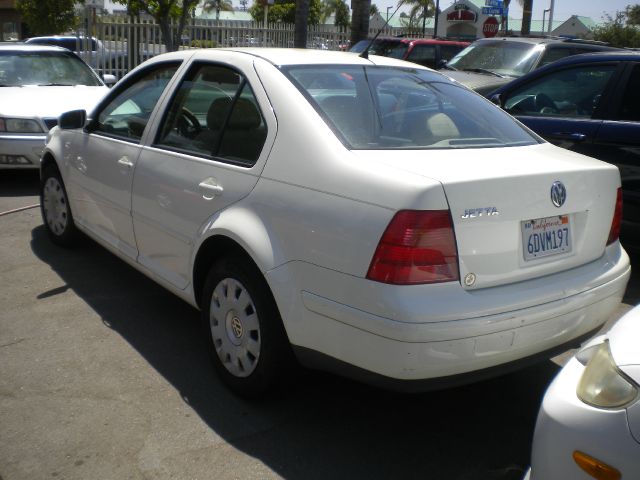 Volkswagen Jetta 2003 photo 2