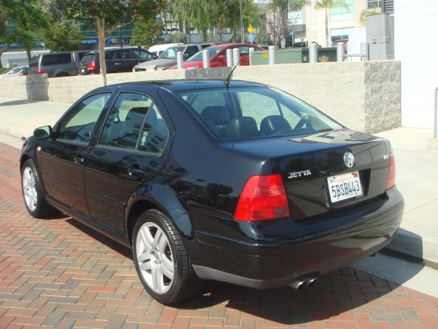 Volkswagen Jetta 2003 photo 2