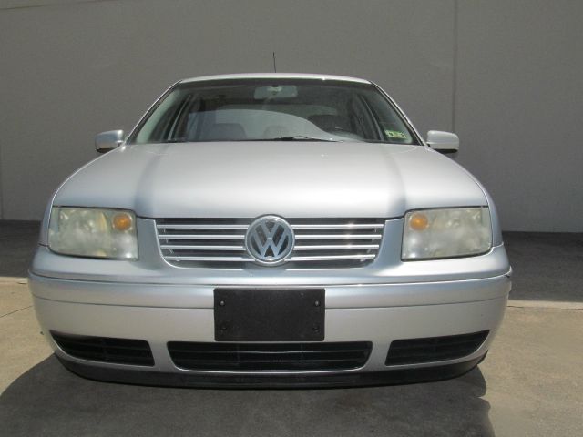 Volkswagen Jetta 2003 photo 2