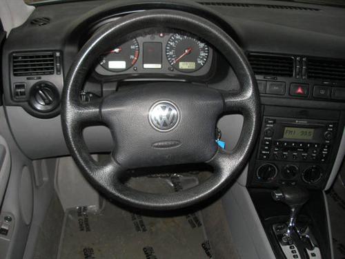 Volkswagen Jetta 2003 photo 2