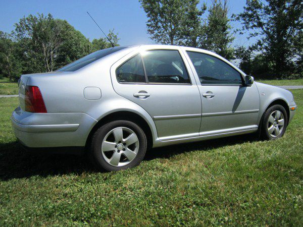 Volkswagen Jetta 2003 photo 2