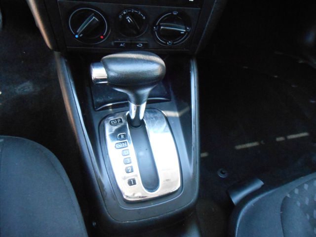 Volkswagen Jetta 2003 photo 6