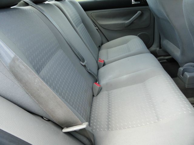 Volkswagen Jetta 2003 photo 12