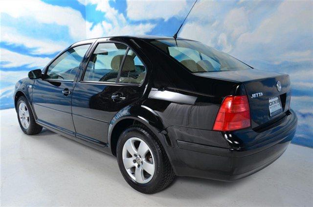 Volkswagen Jetta 4dr Sdn I4 CVT 2.5 S Sedan Sedan