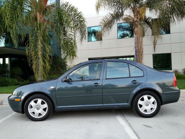 Volkswagen Jetta 2003 photo 2