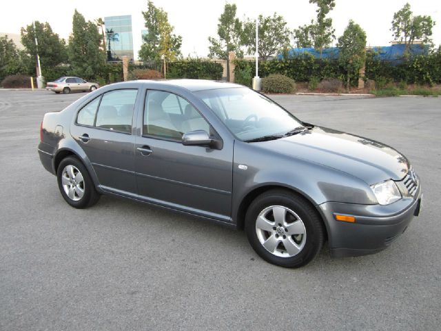 Volkswagen Jetta 2003 photo 1