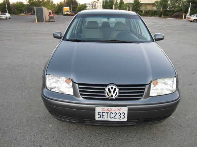 Volkswagen Jetta 2003 photo 2