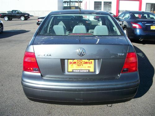 Volkswagen Jetta 2003 photo 1