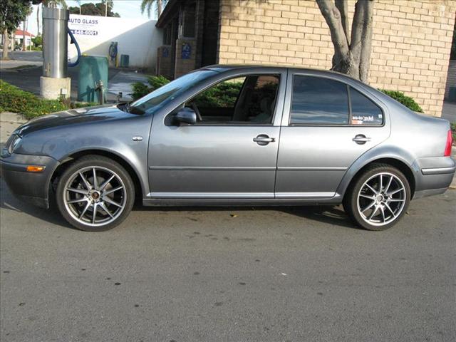 Volkswagen Jetta 2003 photo 1