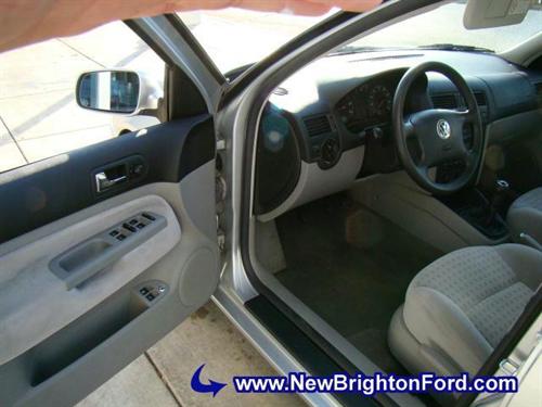 Volkswagen Jetta 2003 photo 2