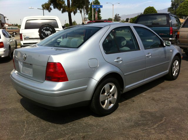 Volkswagen Jetta 2003 photo 8