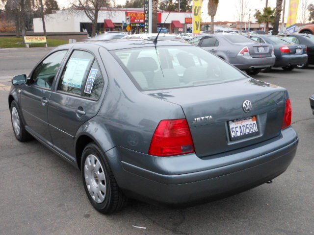 Volkswagen Jetta 2003 photo 1