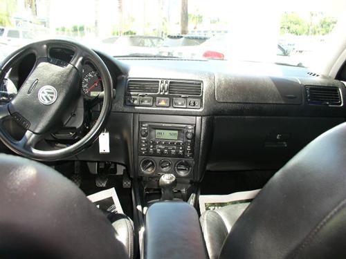 Volkswagen Jetta 2003 photo 2