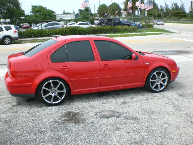 Volkswagen Jetta 2003 photo 1