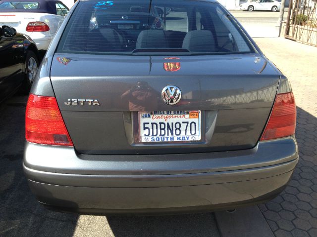 Volkswagen Jetta 2003 photo 1