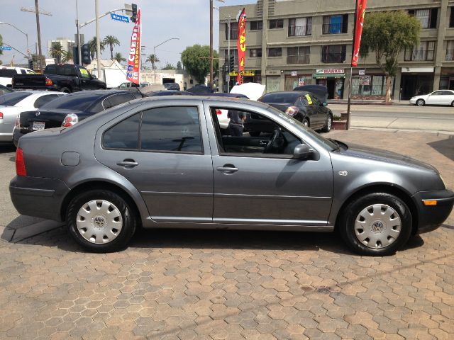 Volkswagen Jetta 2003 photo 2