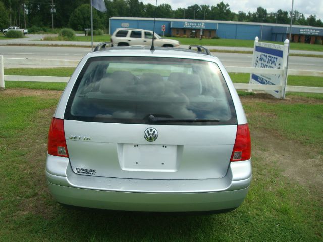Volkswagen Jetta 2003 photo 1