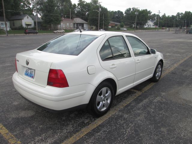 Volkswagen Jetta 2003 photo 2