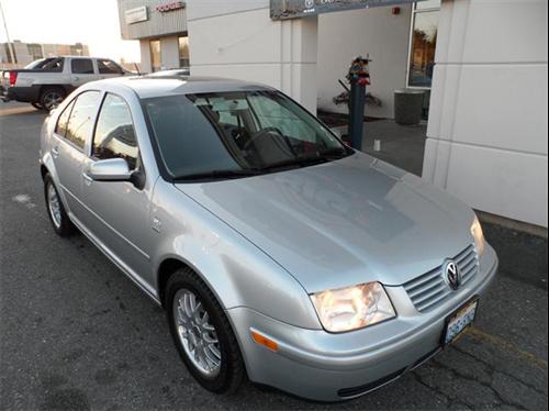 Volkswagen Jetta 2WD 4dr XLT Other