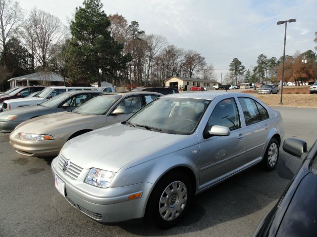 Volkswagen Jetta 2003 photo 1