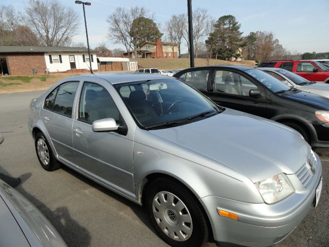 Volkswagen Jetta 2003 photo 2