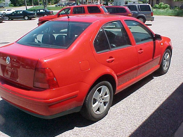 Volkswagen Jetta Quad Cab 4x2 Shortbox XLT Sedan