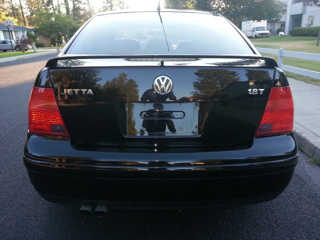 Volkswagen Jetta 2003 photo 1