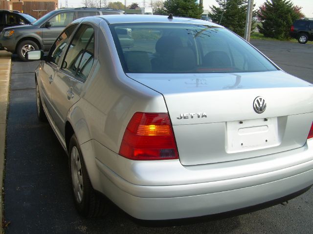 Volkswagen Jetta 2003 photo 2