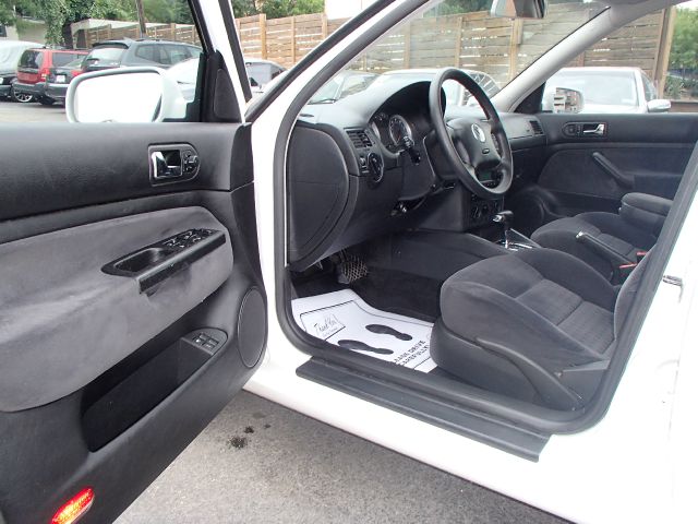 Volkswagen Jetta 2004 photo 3