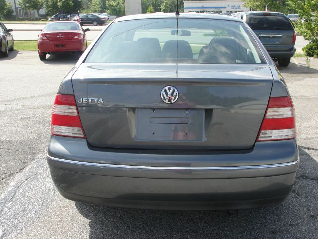 Volkswagen Jetta 2004 photo 0
