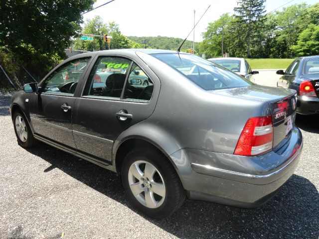Volkswagen Jetta 2004 photo 1