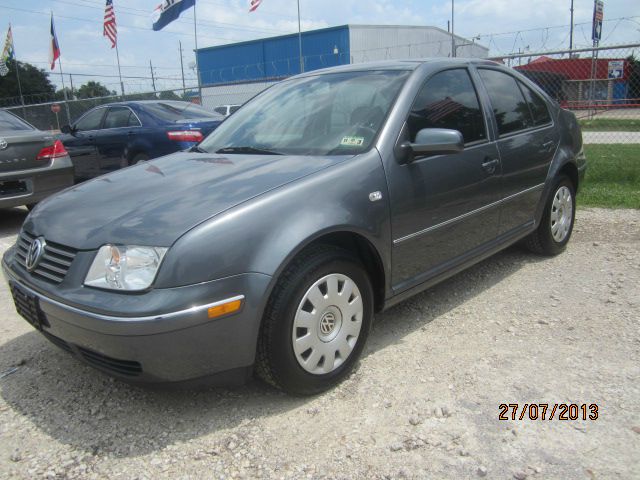 Volkswagen Jetta 2004 photo 2