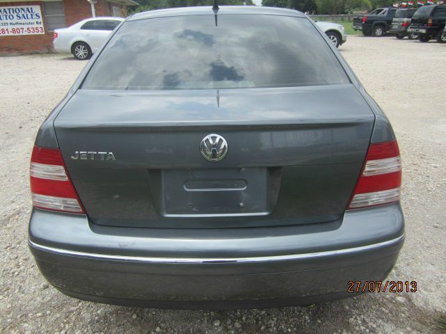 Volkswagen Jetta 2004 photo 4