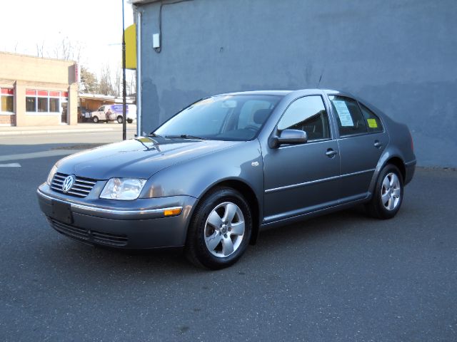 Volkswagen Jetta FWD 4dr Sport Sedan