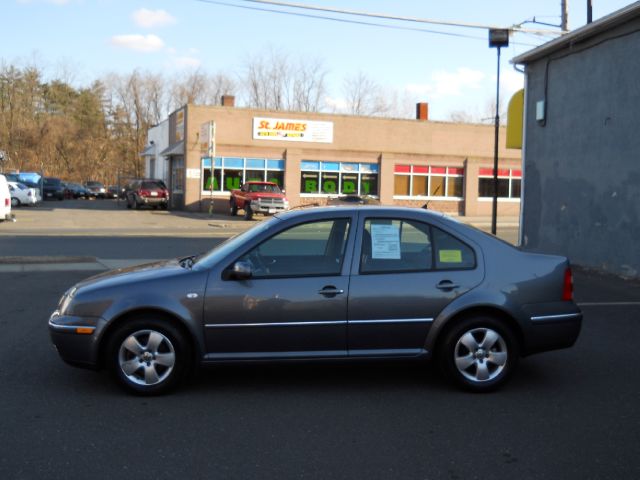 Volkswagen Jetta 2004 photo 1