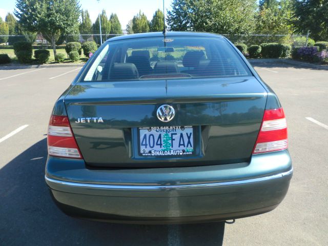 Volkswagen Jetta 2004 photo 1