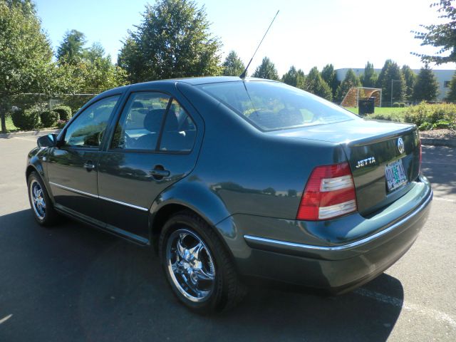 Volkswagen Jetta 2004 photo 2