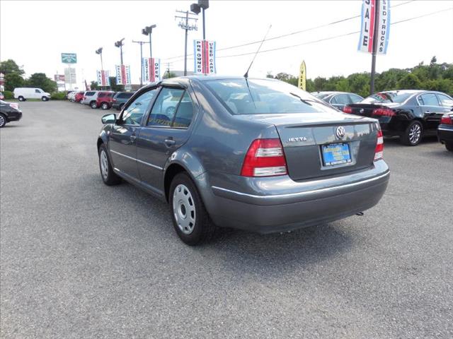 Volkswagen Jetta 2004 photo 1