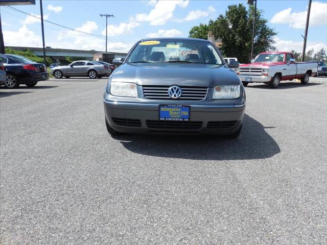 Volkswagen Jetta 2004 photo 3