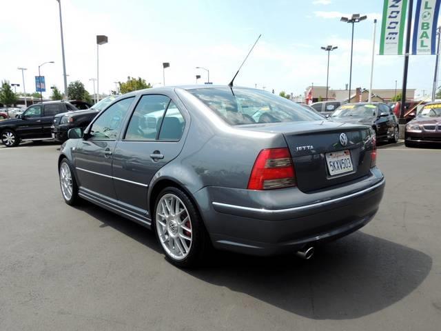 Volkswagen Jetta 2004 photo 1