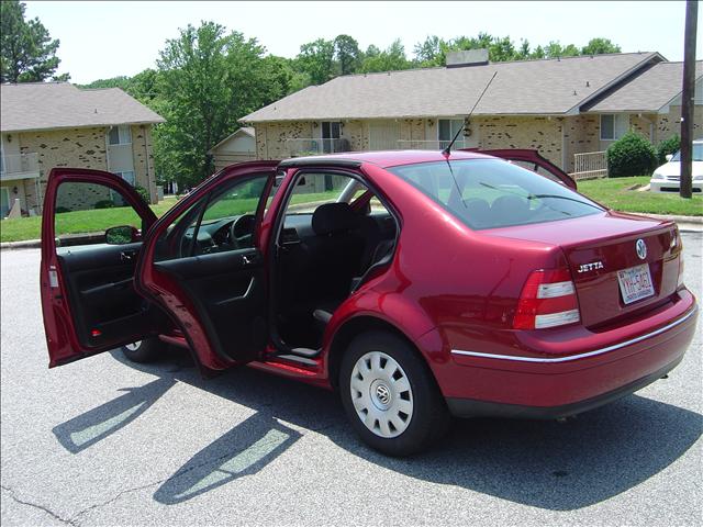 Volkswagen Jetta 2004 photo 4